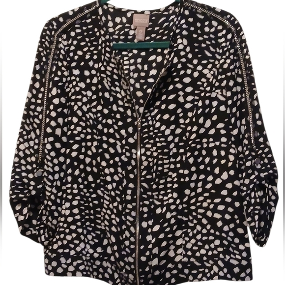 Chico's -NWOT, Black & White Zippered Jacket, Zipper Material Going Down Sleeves - Picture 6 of 10
